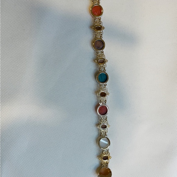 Estate Victorian Revival 14K Gold Carved Shell Cameo Filigree Floral Bracelet - Picture 5 of 11